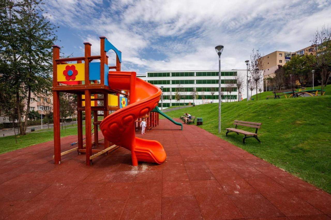 Igi Red Flat With Free Private Parking Lägenhet Cluj-Napoca Exteriör bild