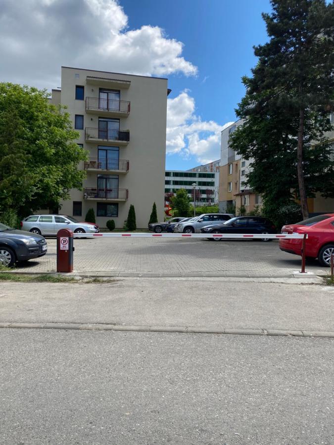 Igi Red Flat With Free Private Parking Lägenhet Cluj-Napoca Exteriör bild